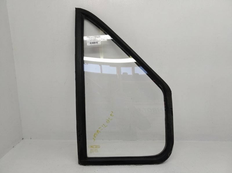Стекло передней R форточки, белое Ford Transit с 92 по 2000 016693